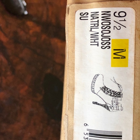 Nine West OSOVOSS tan heeled boot ankle bootie - Picture 13 of 13